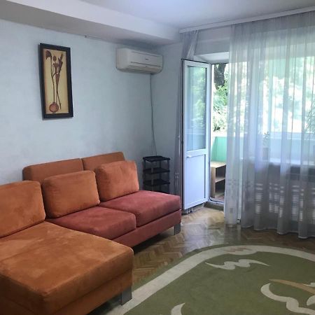 Уютненькая Квартирка Kiev Bagian luar foto