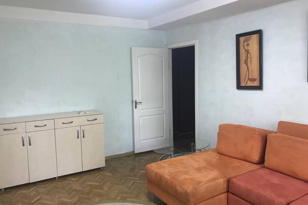 Уютненькая Квартирка Kiev Bagian luar foto