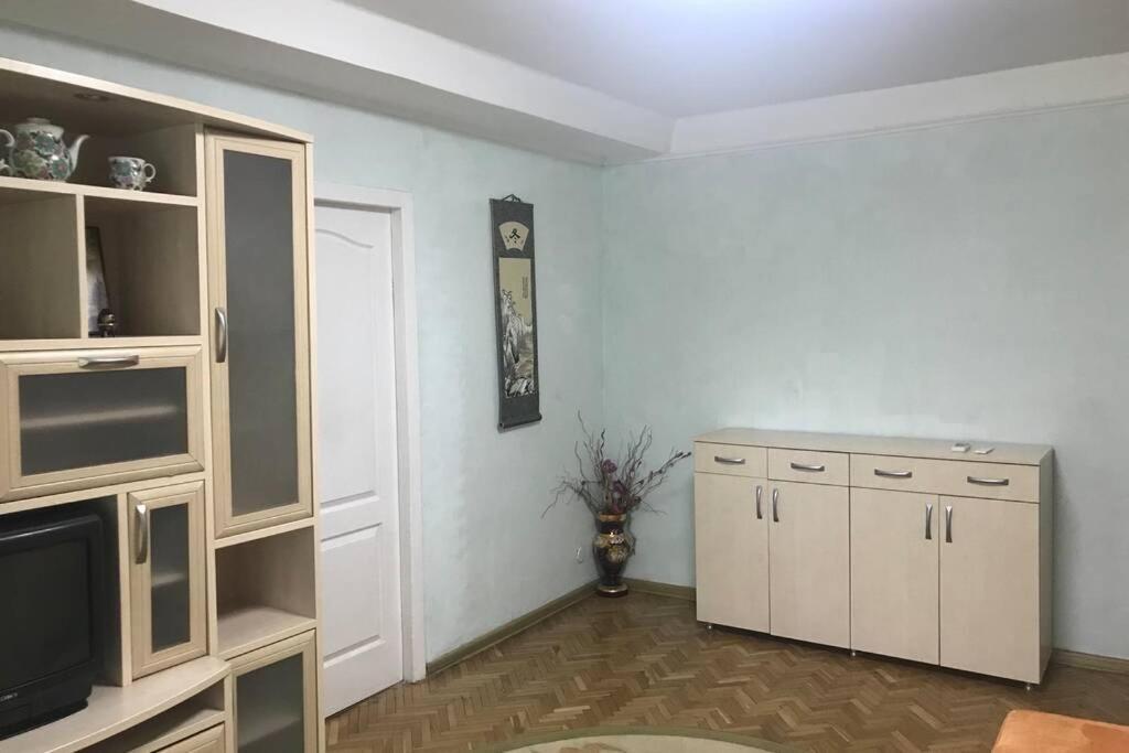 Уютненькая Квартирка Kiev Bagian luar foto